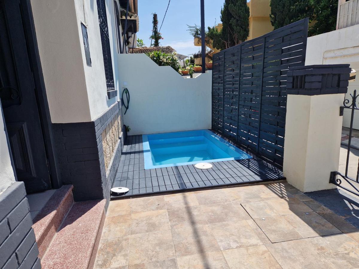 Вилла Del Parque Flats Balneario De Pina Малага Экстерьер фото